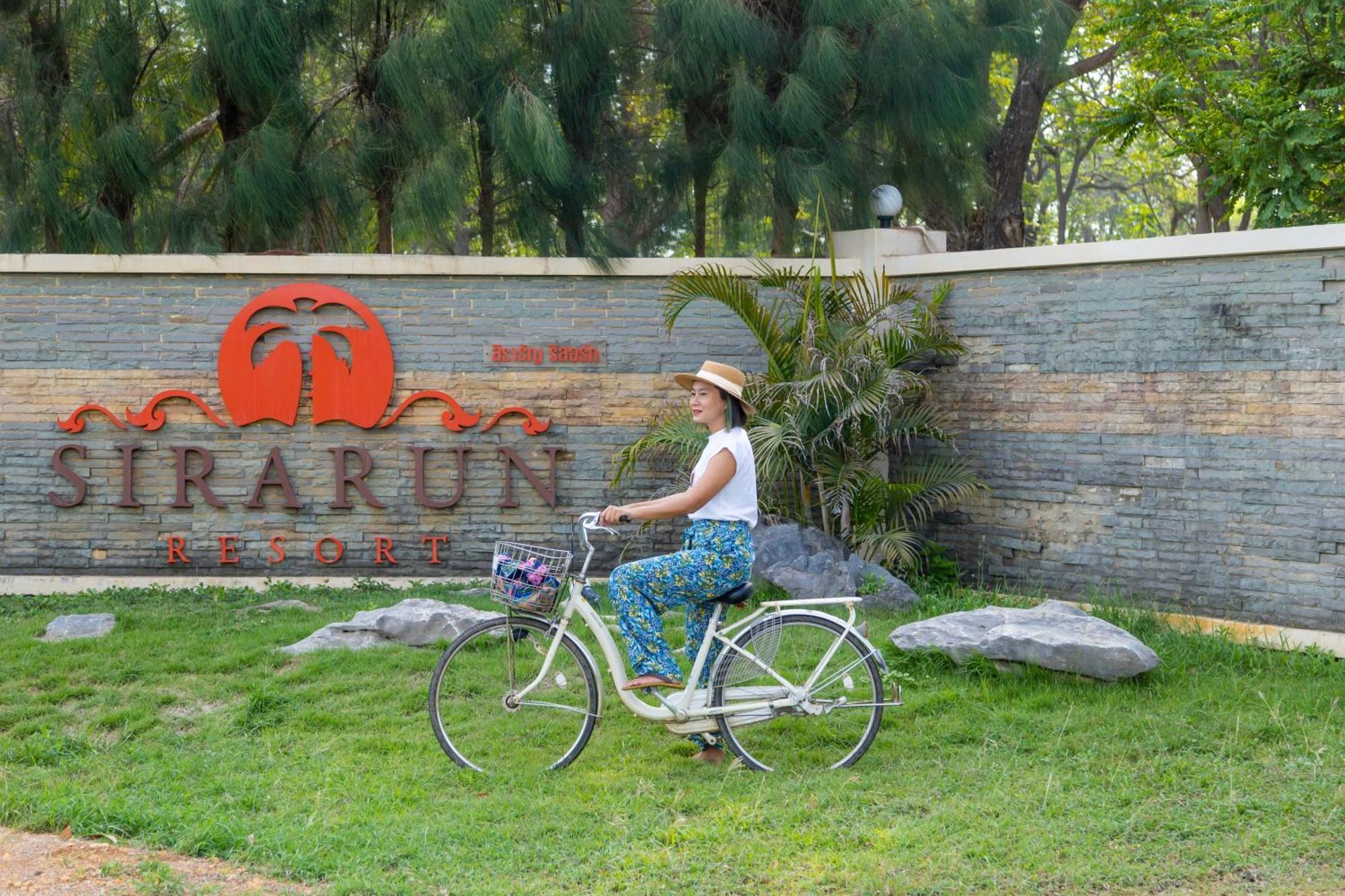 Sirarun Resort Ban Krut  Exterior photo