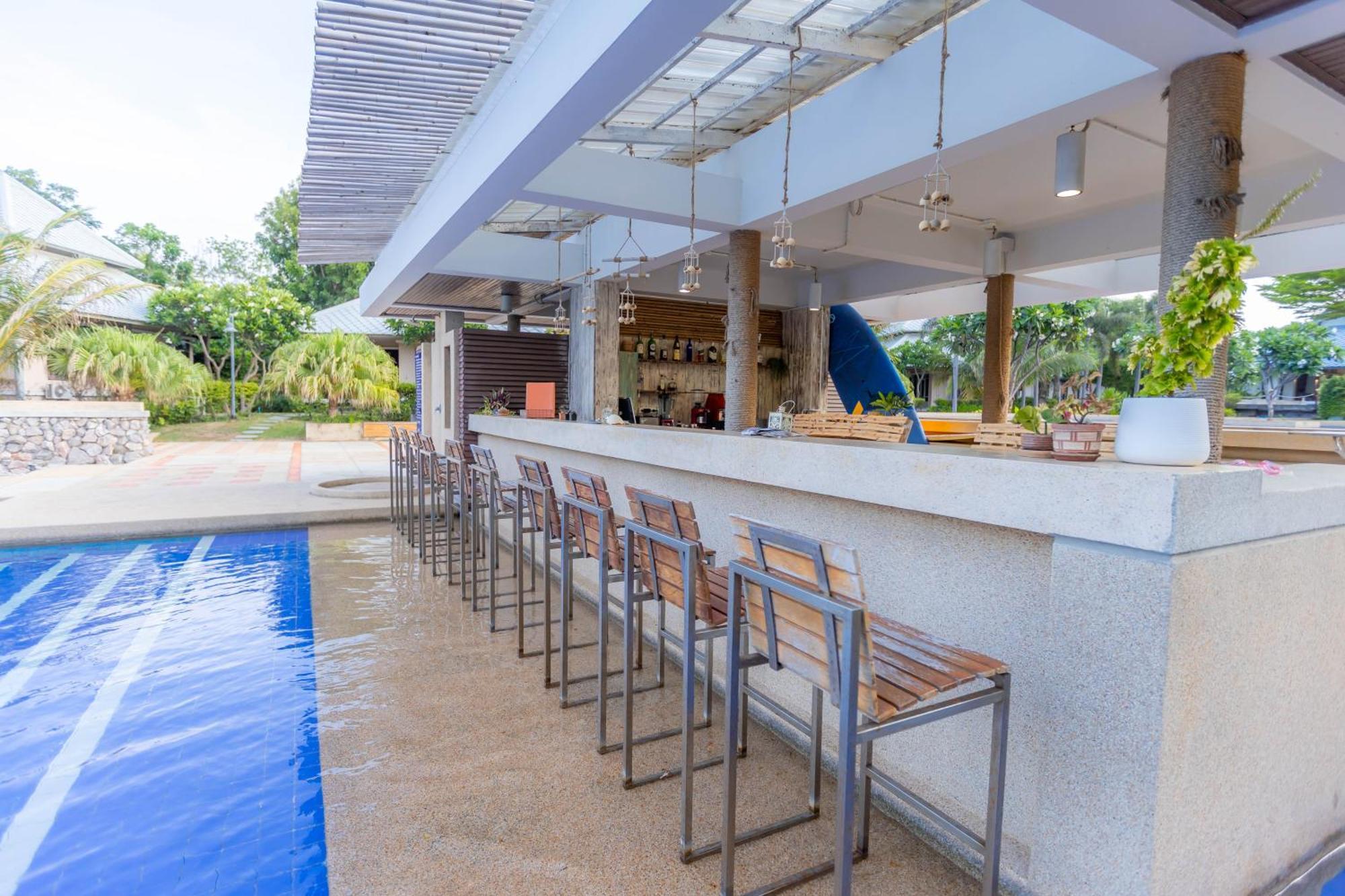 Sirarun Resort Ban Krut  Exterior photo