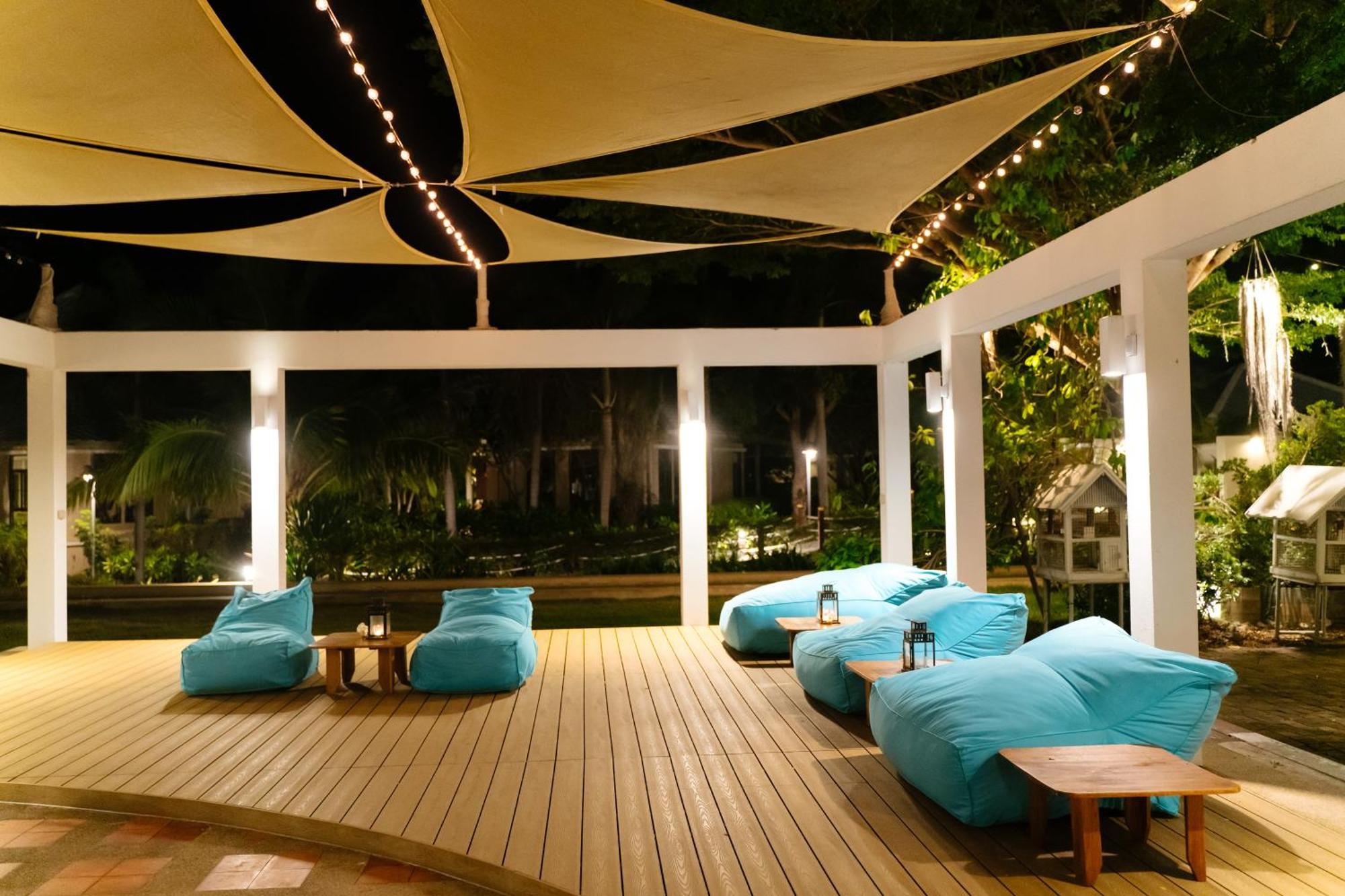 Sirarun Resort Ban Krut  Exterior photo